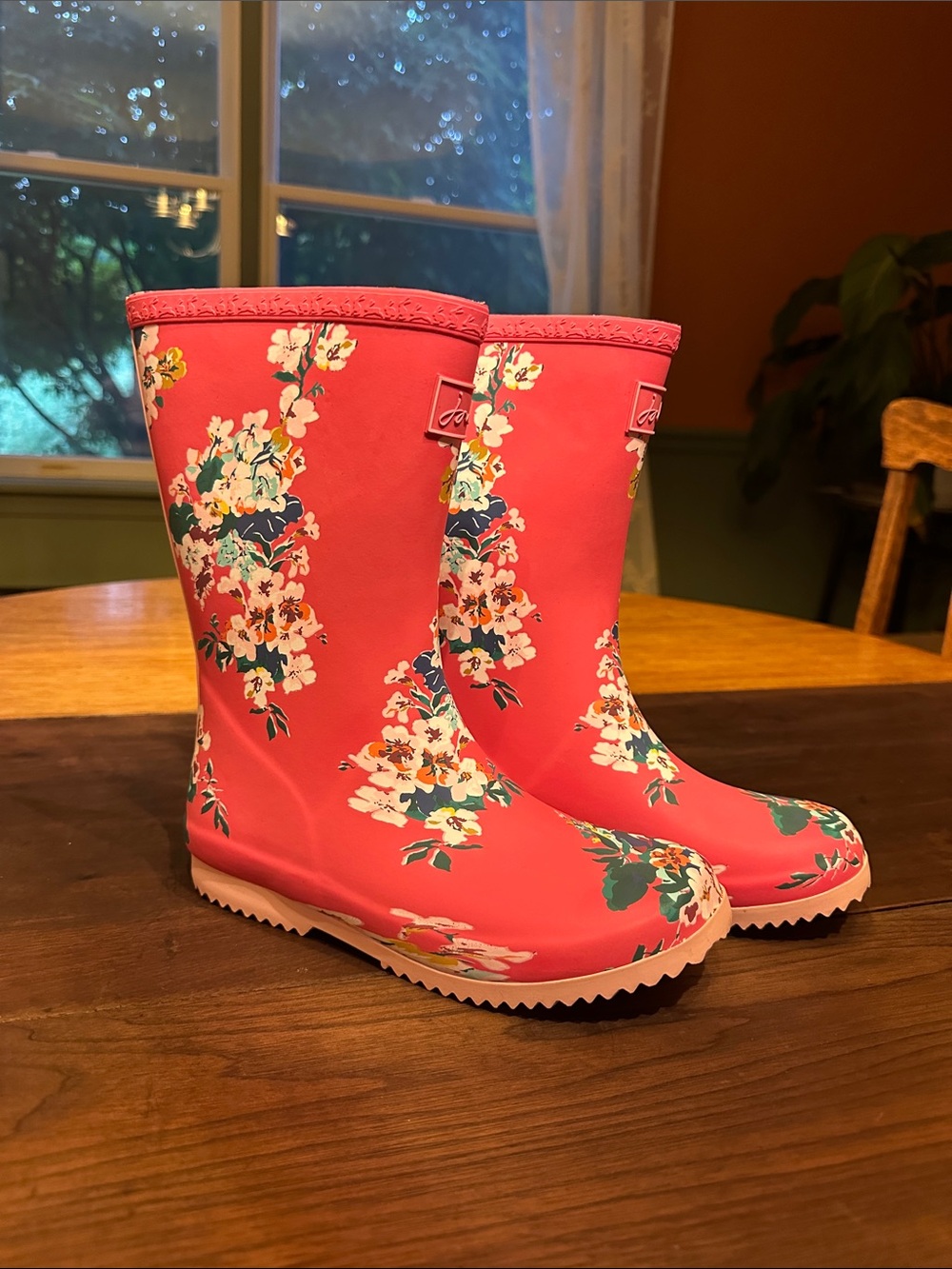 Joules Pink Floral Waterproof Rain Boots NWT  size 4